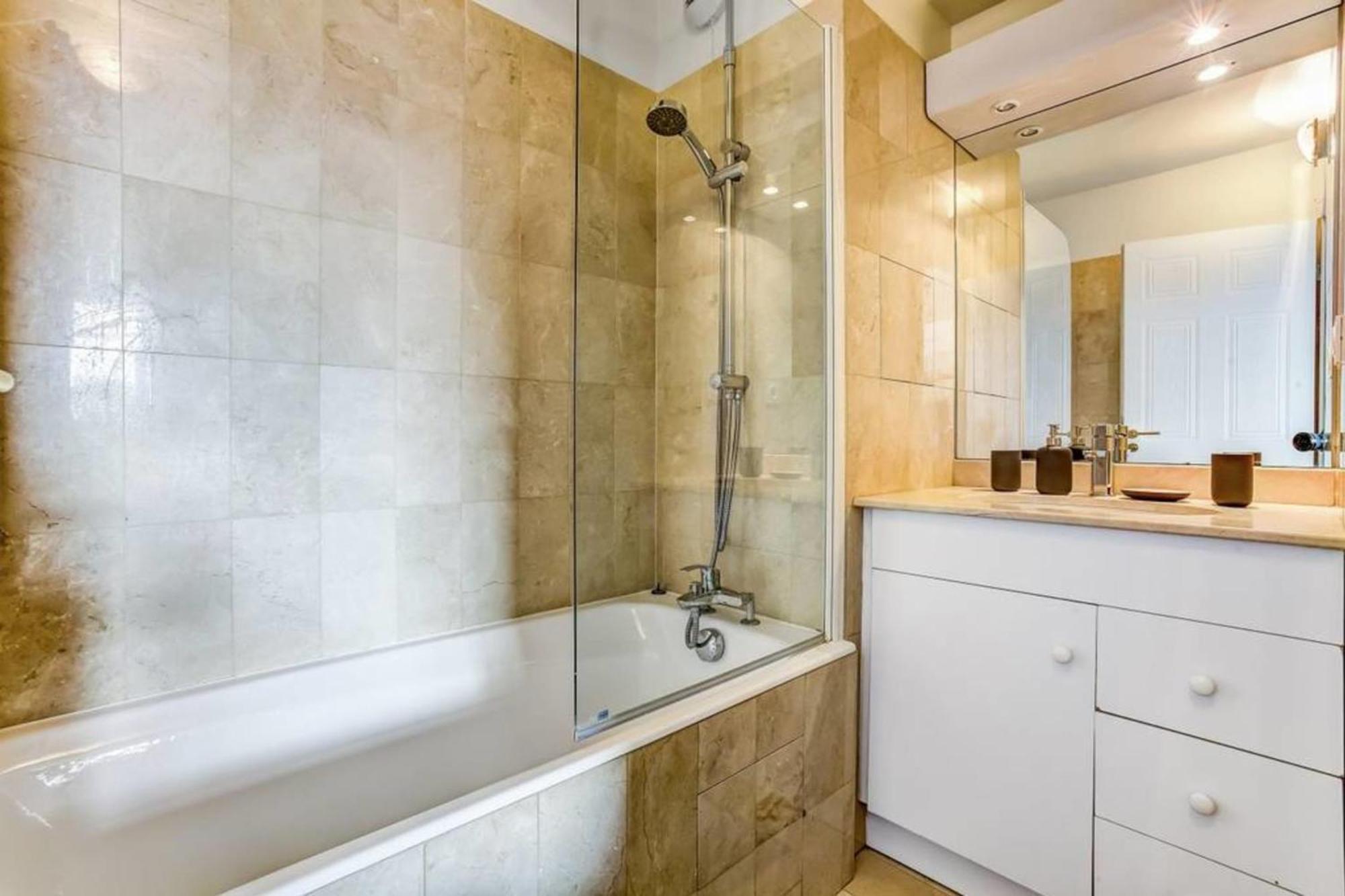 Appartement Des Toits - Welkeys パリ エクステリア 写真